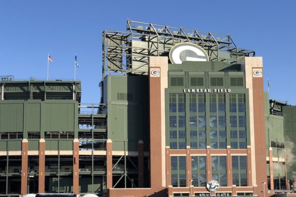 Weekend Sports Report – Chicago Bears at Green Bay Packers Preview – 12/5/25